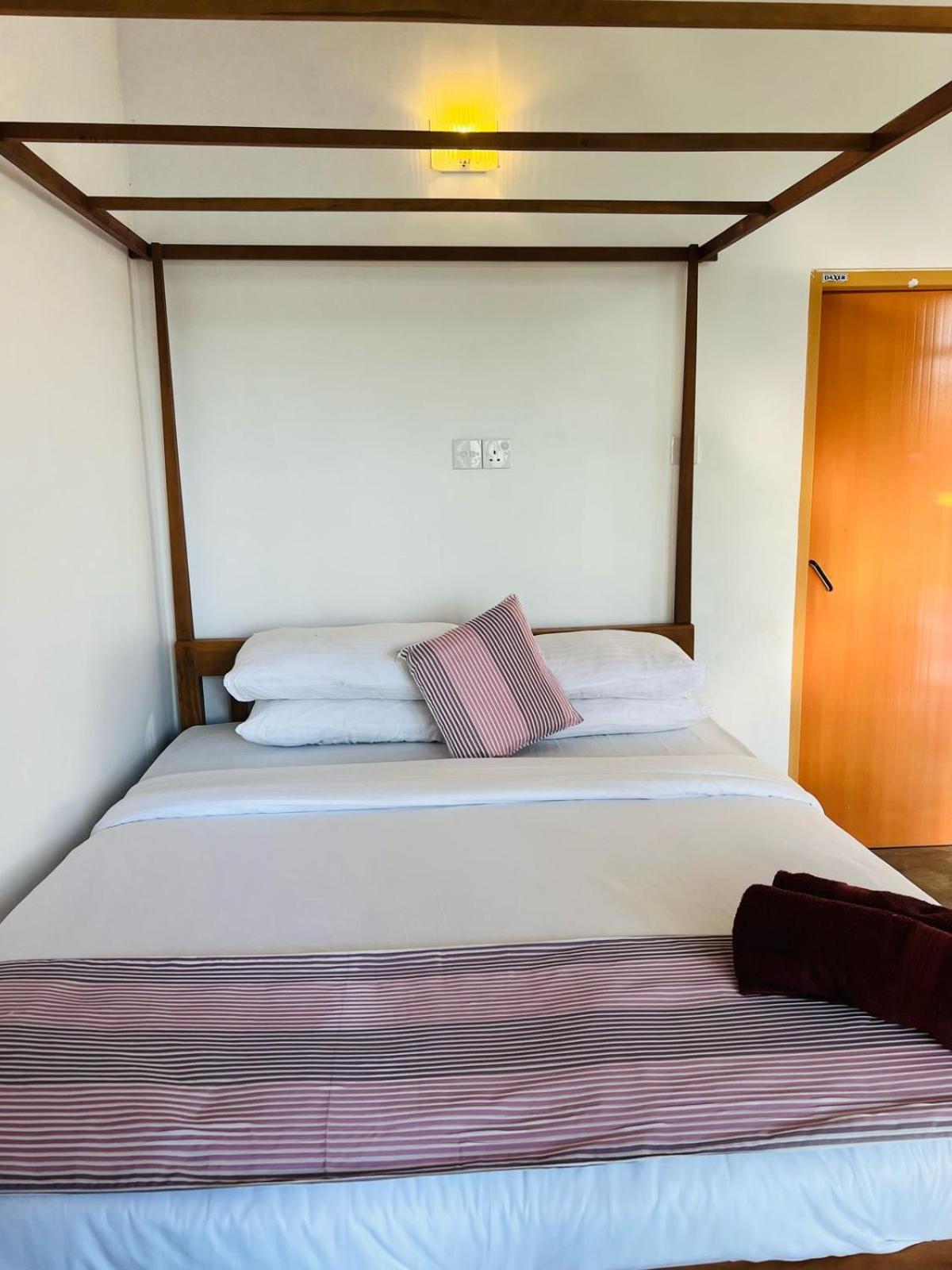 Montes Ella住宿加早餐旅馆 外观 照片